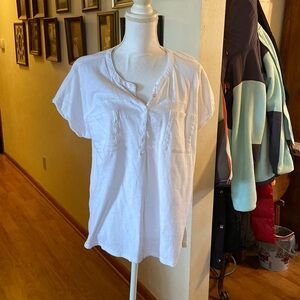 Women’s top. Size XL